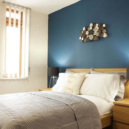 First Stay Apartments - The Postbox Suite Birmingham Exterior photo